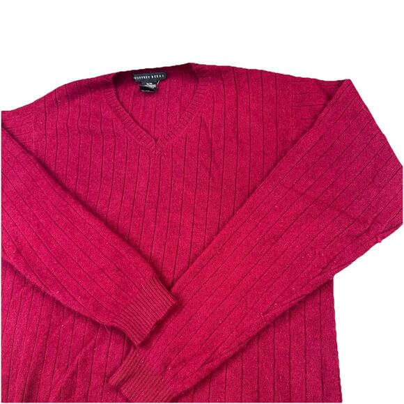 Geoffrey Beene Other - Geoffrey Beene 100% Cashmere V Neck Sweater Mens Medium Red Business Casual